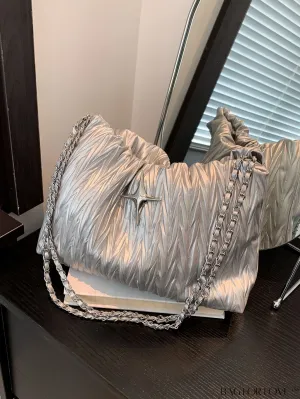 BagForLove - Stylish & Spacious Womens Commuting Tote Bag - Fashionable & Versatile
