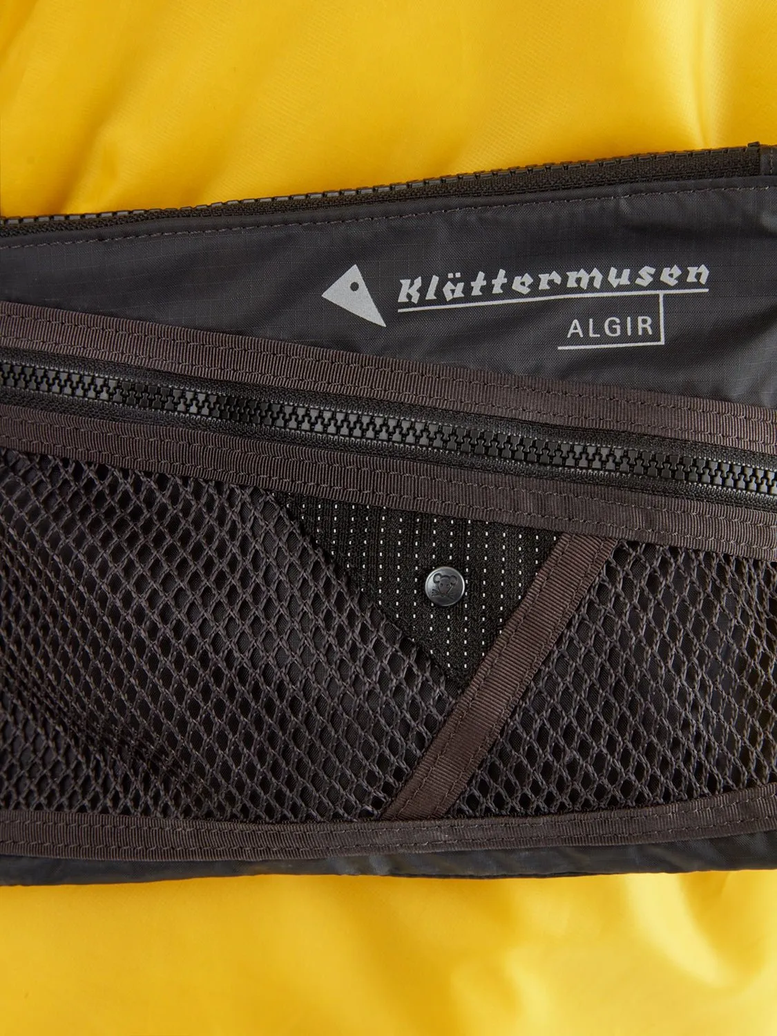 Klättermusen: Algir Accessory Bag Small - Indigo Blue