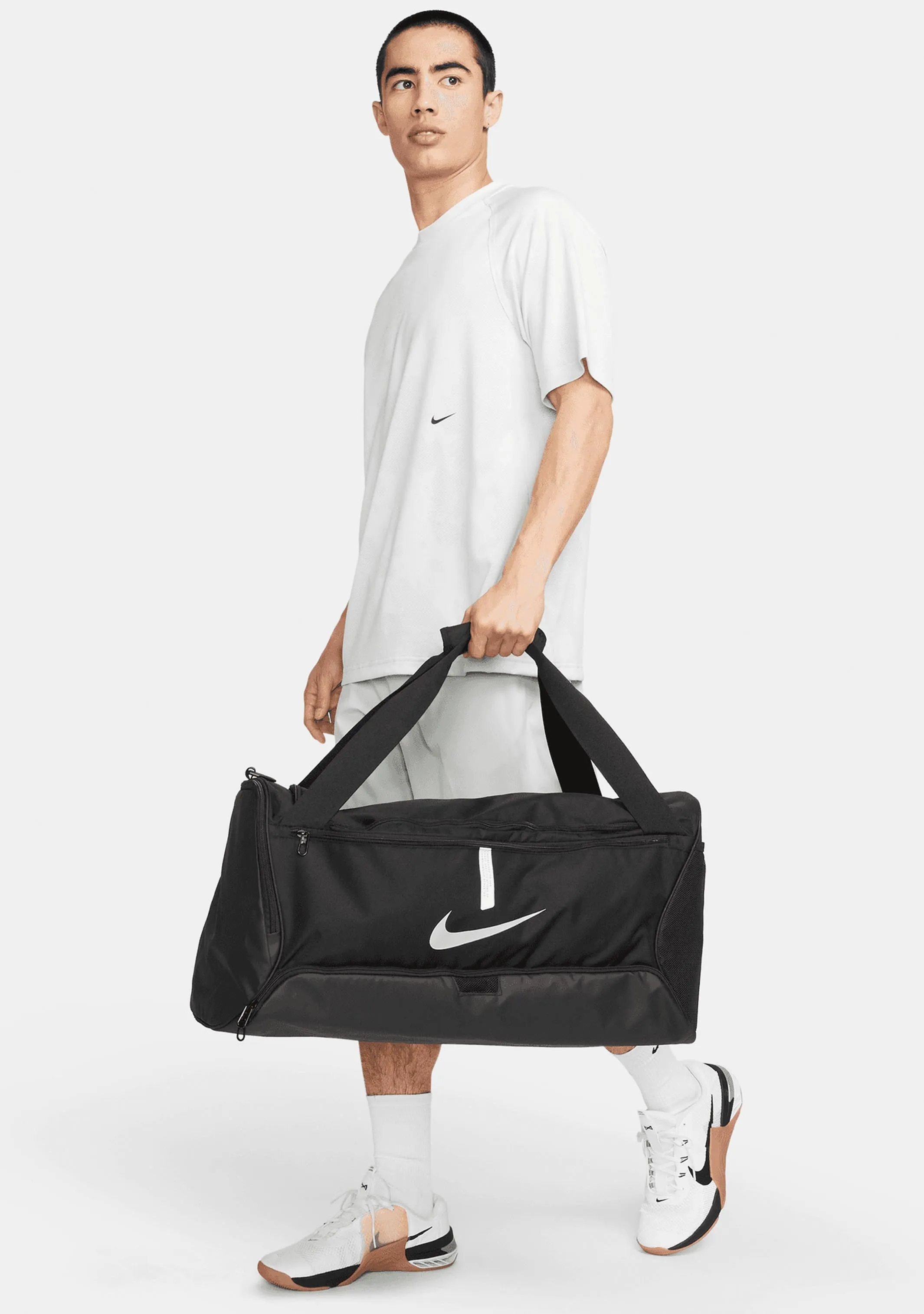 Nike Academy Team Football Duffel Bag Medium Black - 60L
