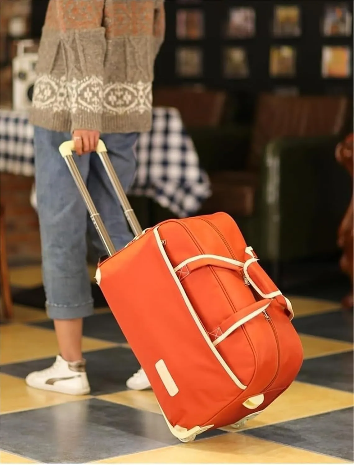 Rolling Duffel Bag With Wheels，Trolley Travel Bag Expandable, Lightweight & Waterproof Expandable Carry On Luggage For Unisex, For Unisex Overnight Weekender Bag Ideal For Gym, Trave(Red,Small)