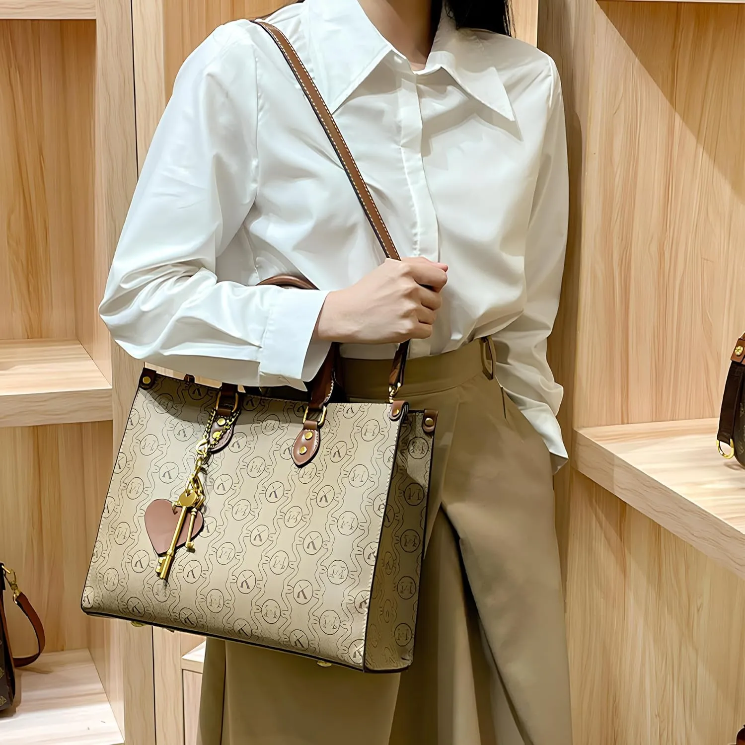 Women's Tote Bag Elegant Multi-Pocket Handbag with Heart Pendant, Spacious & Stylish for Work, Travel & Daily Use